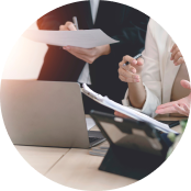 ① 運搬計画の策定と調整